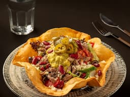 Biftekli Taco Salata