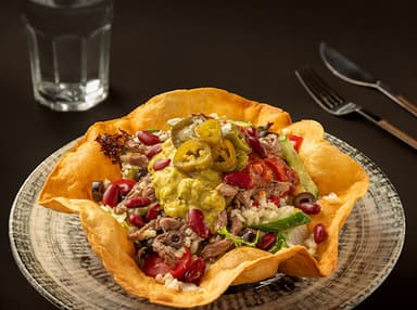 Biftekli Taco Salata