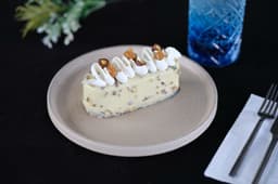 White - Caramel