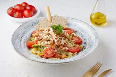 Tavuklu Sıcak Salata