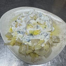 Yoğurtlu Enginar Kalbi