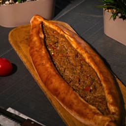 Kıymalı Pide