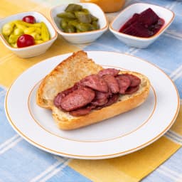 Yarım Ekmek Arası Sucuk