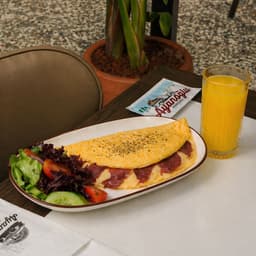 Pastırmalı Omlet