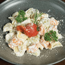 Dört Peynirli Tortellini
