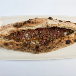 Kavurmalı Pide