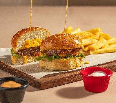 CHEESEBURGER