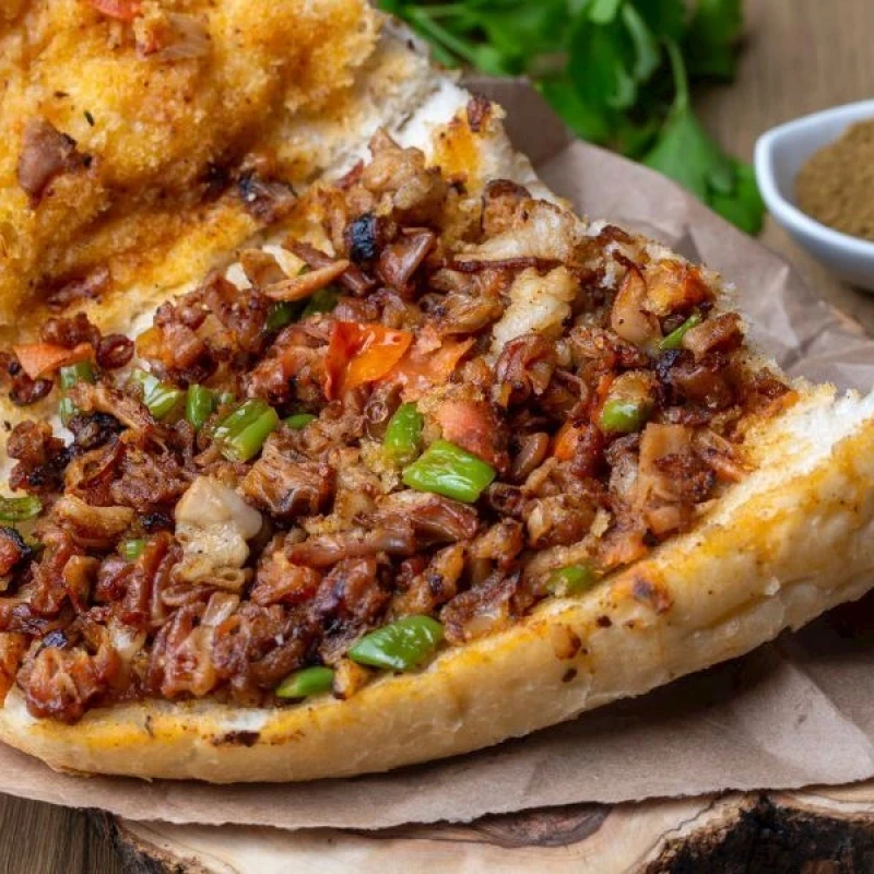 Kuzu Kokoreç Yarım Ekmek