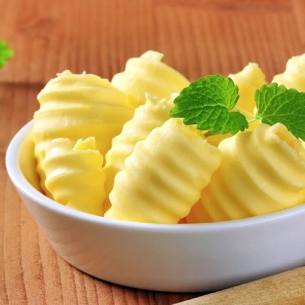 Tuzsuz Tereyağı Tabağı