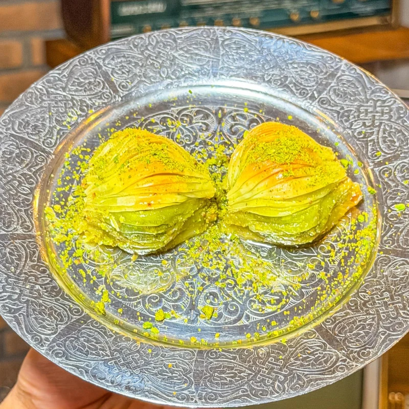 Midye Baklava